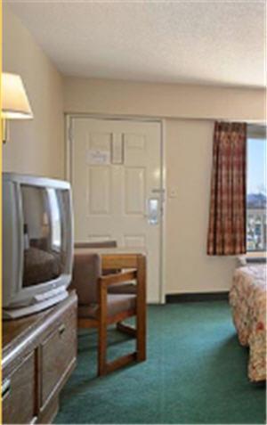 Days Inn By Wyndham Apple Valley Pigeon Forge/Sevierville Chambre photo